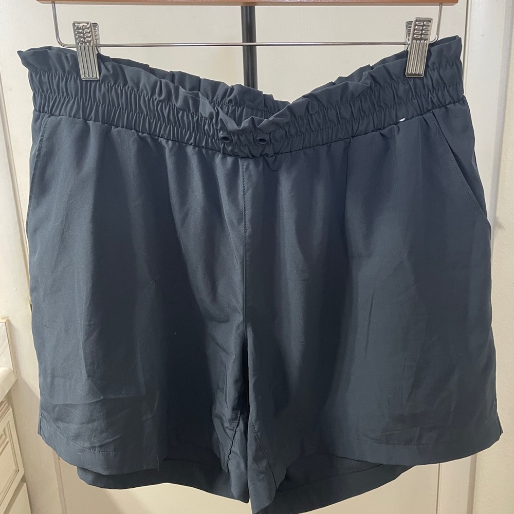 Mondetta Blue High Waist Athletic Shorts